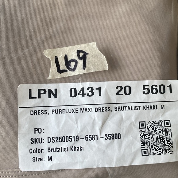 NWT Fabletics PureLuxe Maxi Dress Brutalist Khaki M - Picture 4 of 4